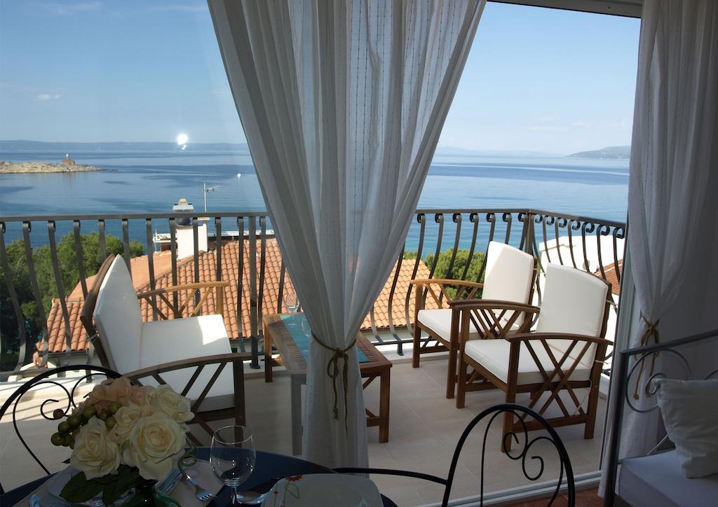 Apartments Issa Makarska Rum bild
