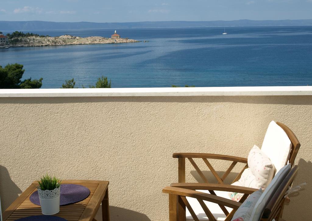 Apartments Issa Makarska Rum bild